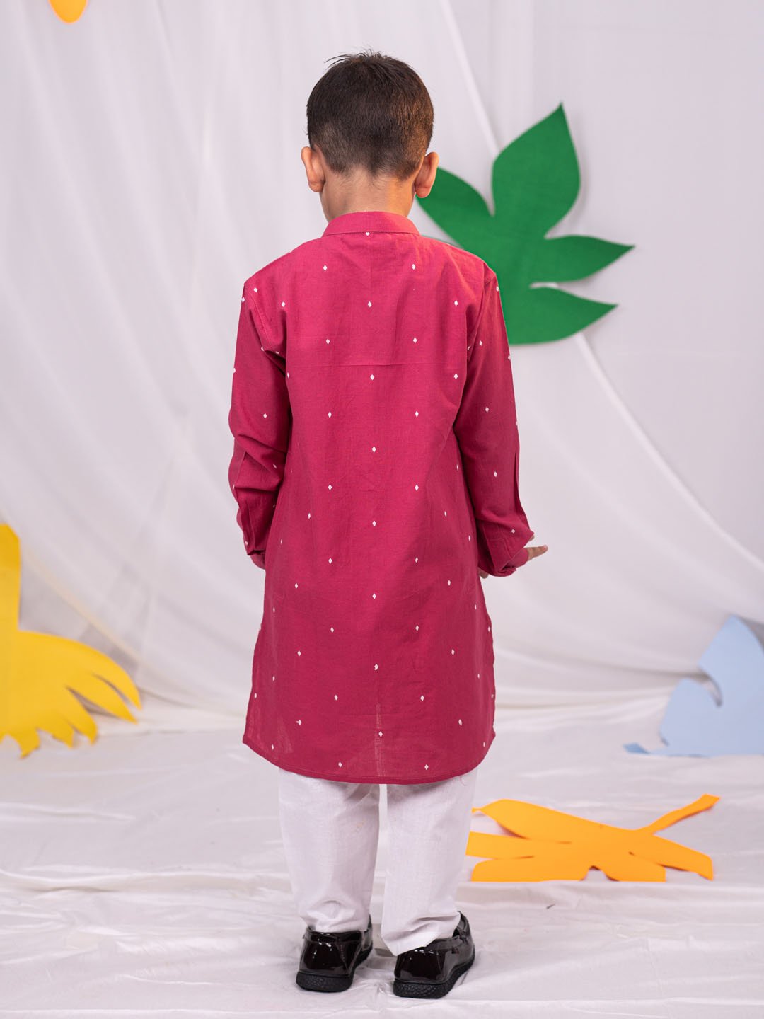 Boys' Pink And White Kurta Pyjama Set