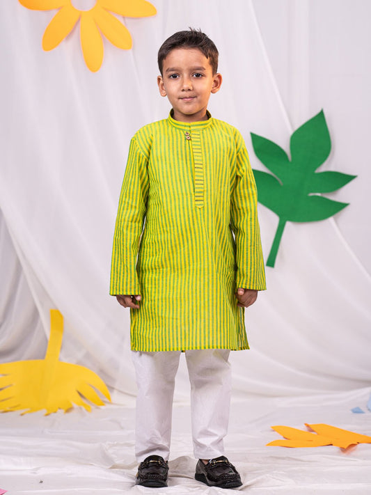 Boys' Green And White Kurta Pyjama Set