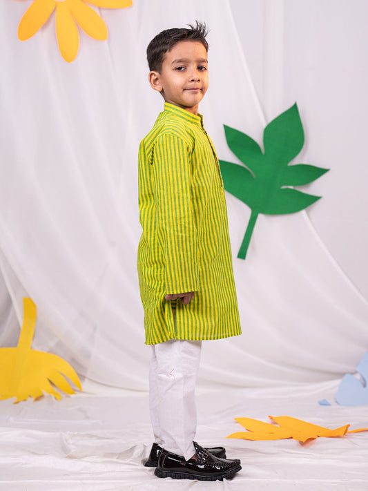 Boys' Green And White Kurta Pyjama Set