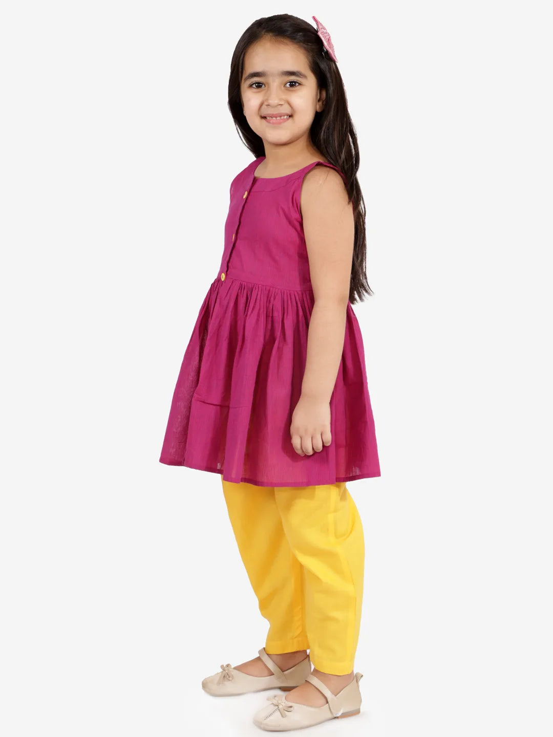 Girls Handloom Cotton Kurta And Straight Pant Set