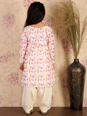 Girls Multicolor-Base-White Kurta And Patiala Set