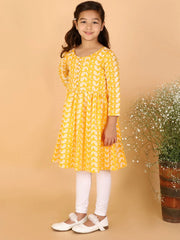 Girls Chikankari Cotton Kurta And Leggings Set