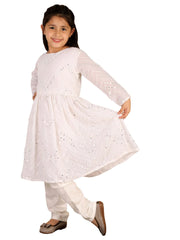 Girls White Kurta And Churidar