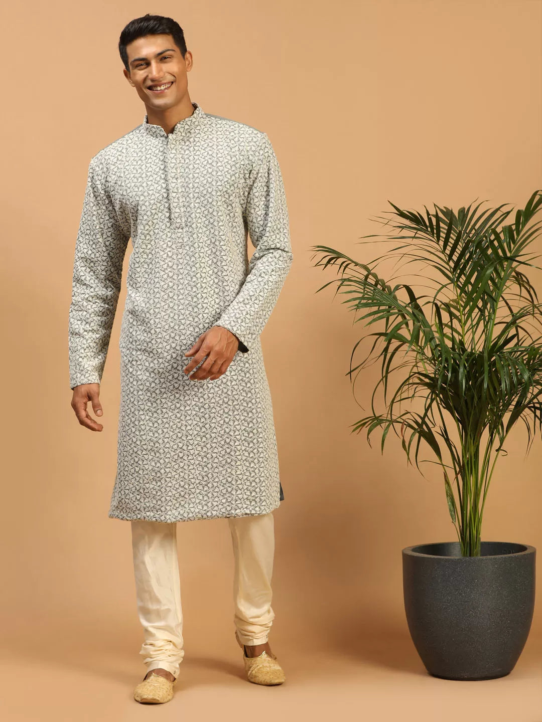 Men's Grey And Cream Georgette Kurta Pyjama Set