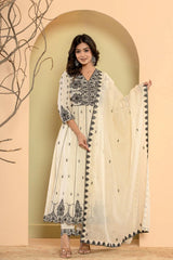 Women Thread Embroidered Anarkali Kurta Paired With Bottom And Dupatta