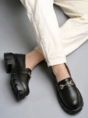 Smart Casual Chain Detailed Black Loafers For Women & Girls