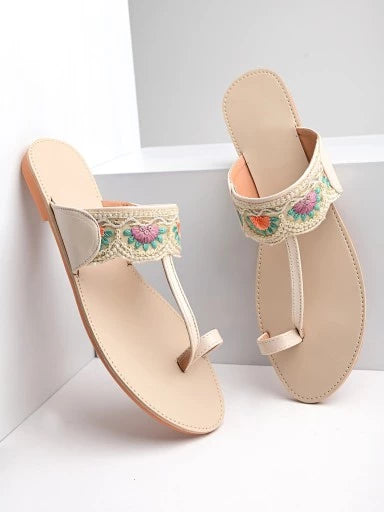 Women Stylish Cream Flats