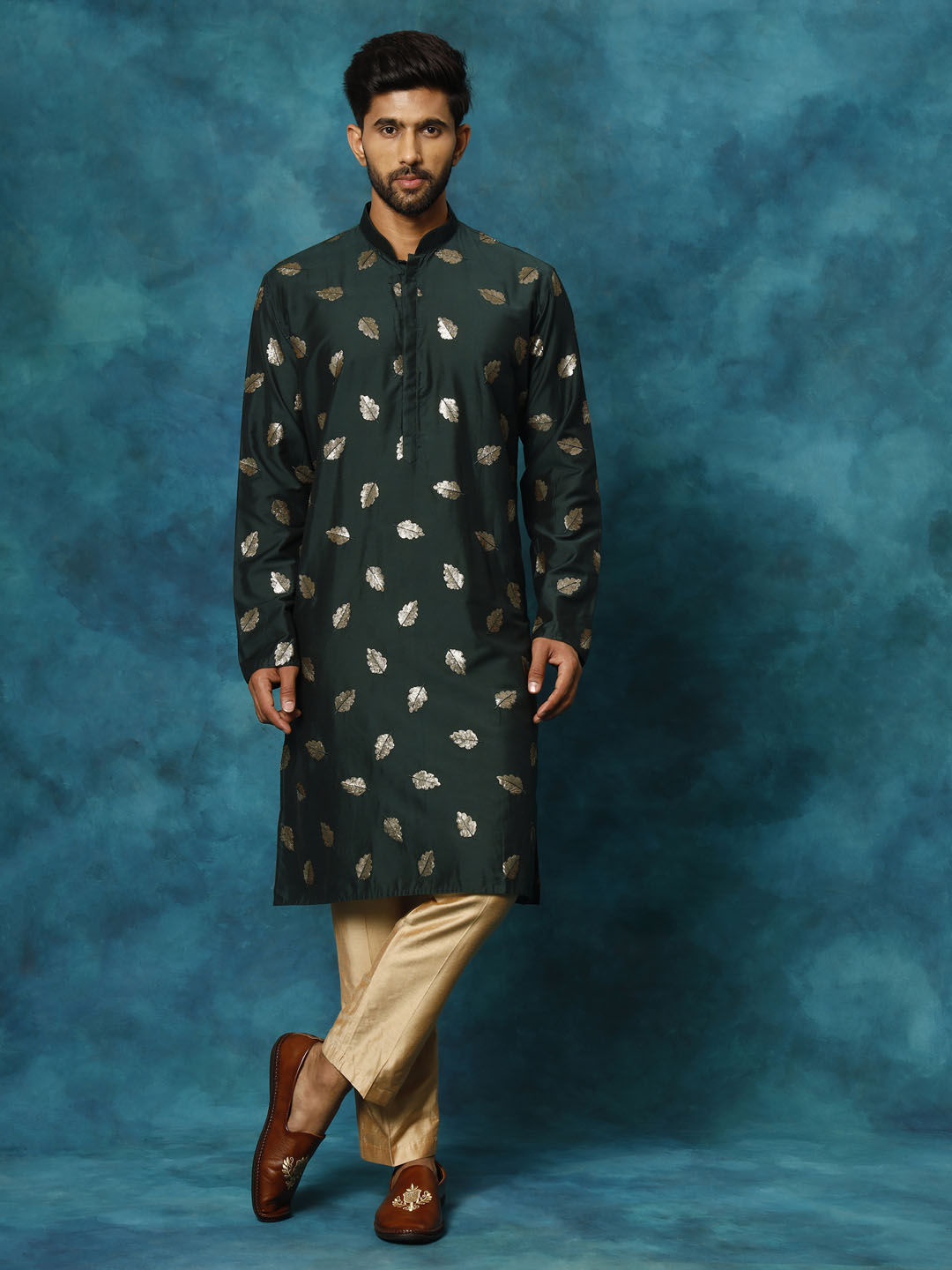 Men's Green And Rose Gold Cotton Blend Kurta Pyjama Set