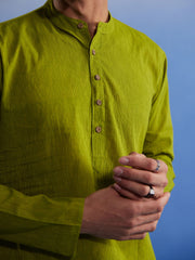 Men's Green And White Pure Cotton Kurta Pyjama Set