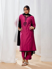 Women's Magenda Kurta Set