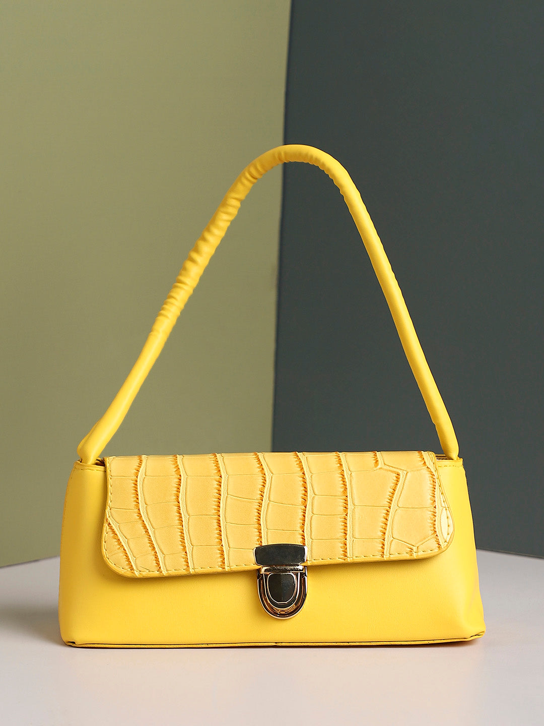 Women's The Croc Block Shoulder Bag - Lemon Yellow