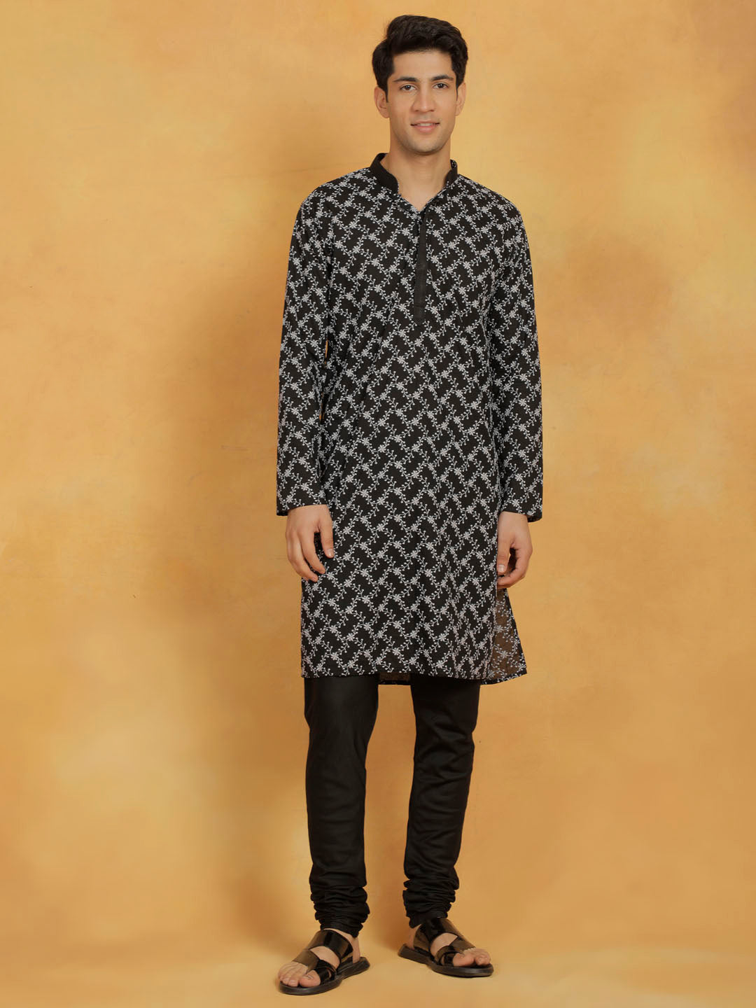 Men's Black Cotton Kurta And Pyjama Set