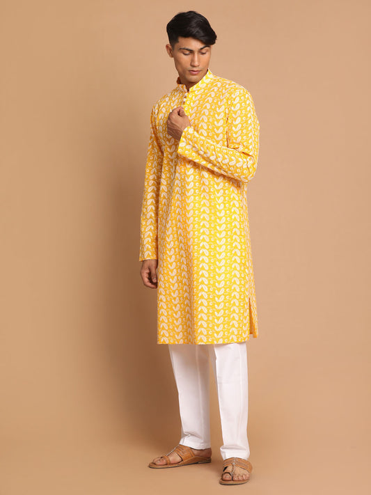 Men's Orange And White Pure Cotton Kurta Pyjama Set