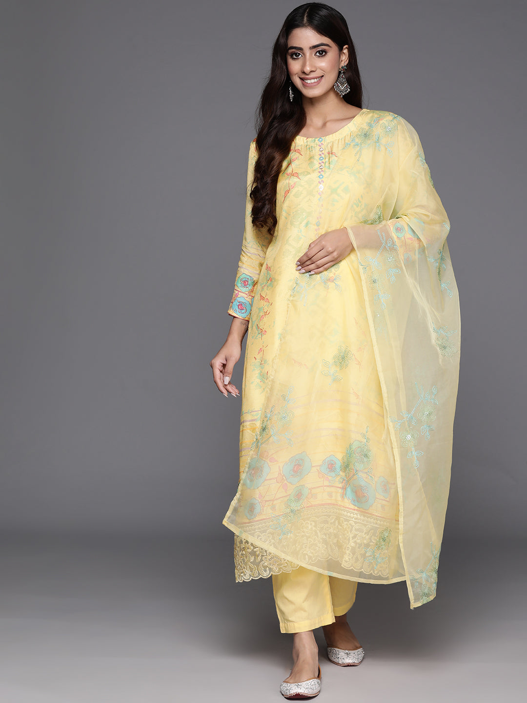 Women Yellow Abstract Printed Round Neck Straight Kurta Paired With Tonal Bottom And   Organza Embroiderd Dupatta