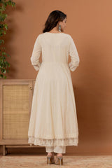 Women Off-White Mirror And Thread Work, Scallop Lace Anarkali Kurta Paired Wirh Embroidered Bottom And Dupatta