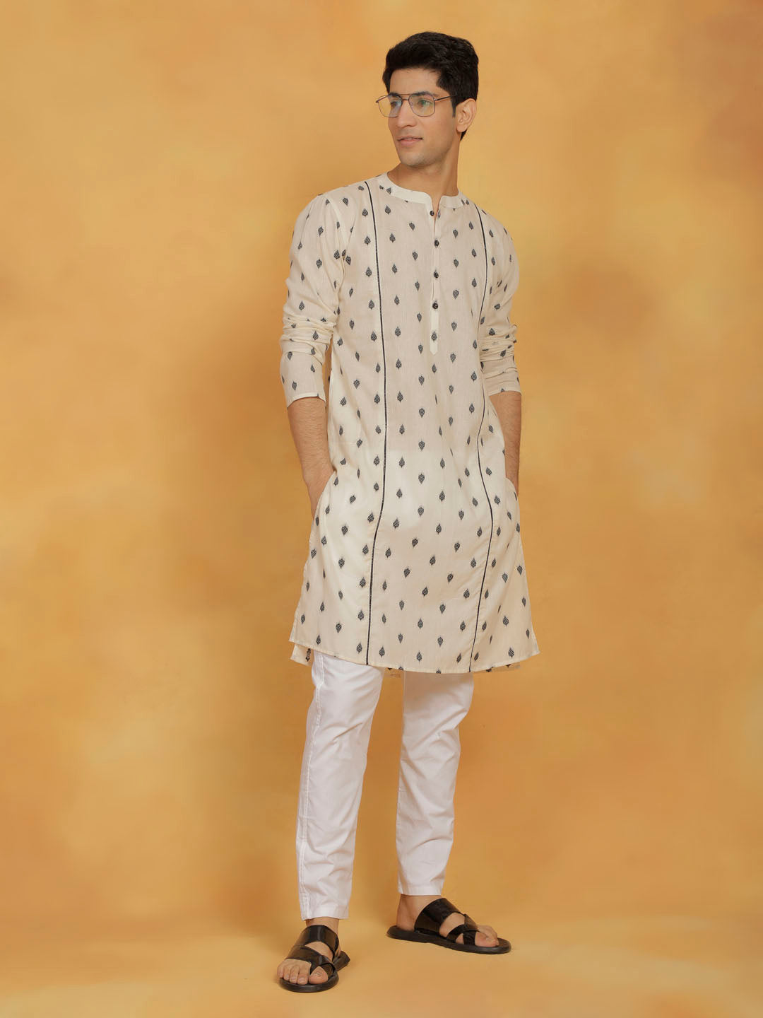 Men's Cream And Whiite Cotton Kurta And Pyjama Set