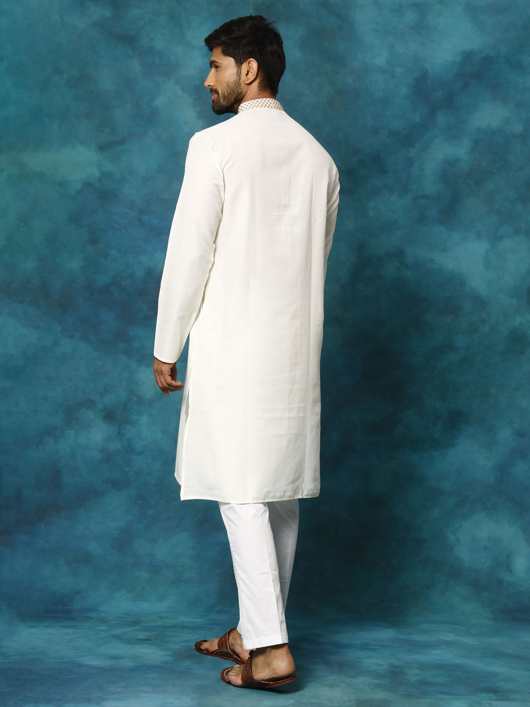 Men's Cream And White Cotton Blend Kurta Pyjama Set