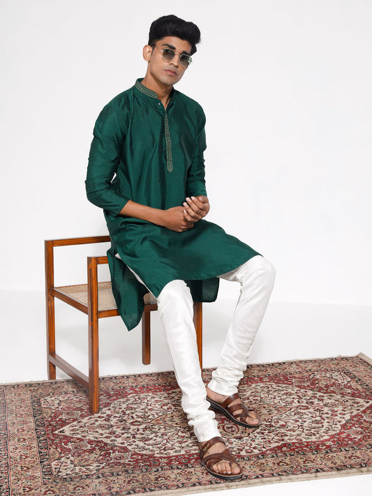 Men's Green And Cream Silk Blend Kurta Pyjama Set