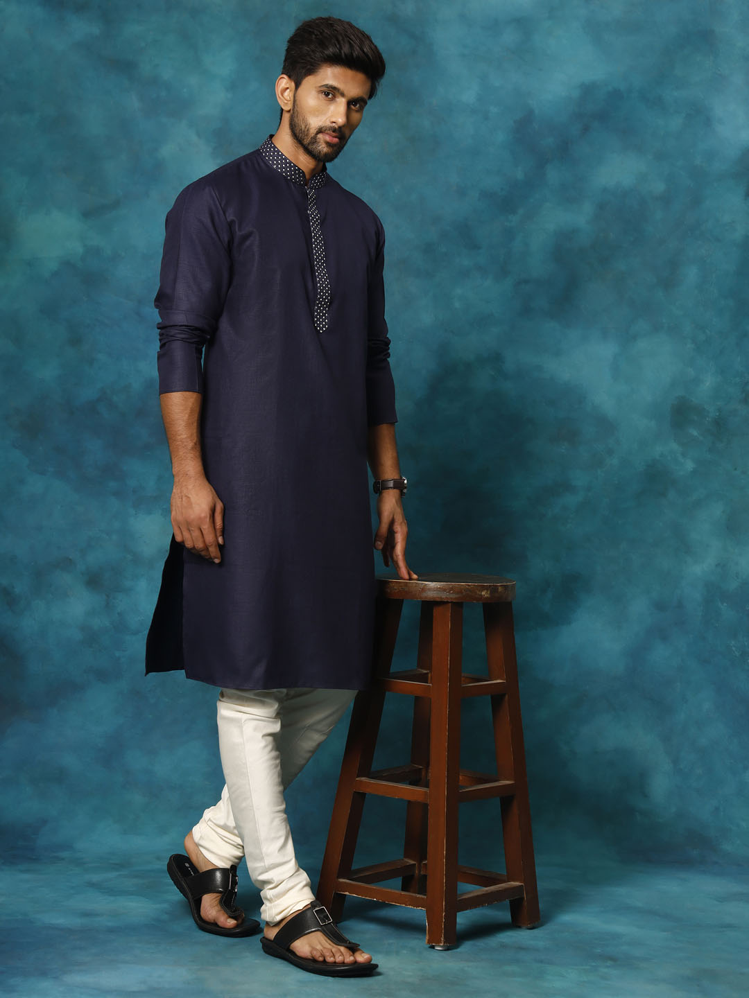 Men's Navy And Cream Cotton Blend Kurta Pyjama Set