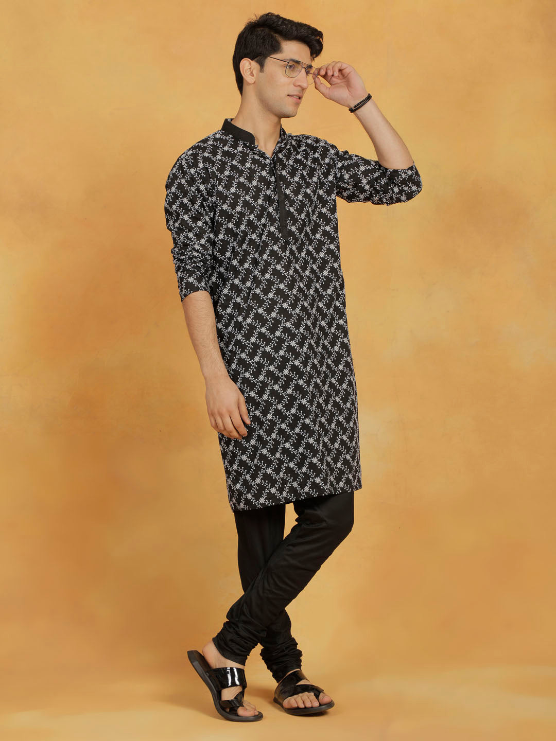 Men's Black Cotton Kurta And Pyjama Set