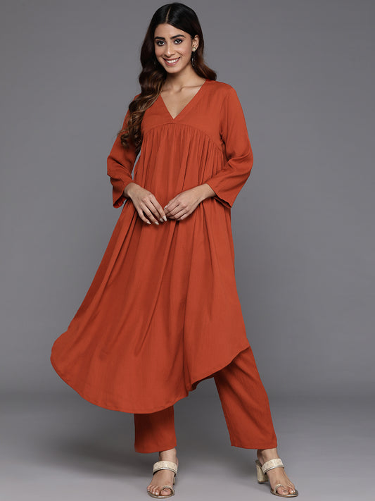 Women Rust Empire Gathered Details A-Line Kurta Paired With Tonal Bottom