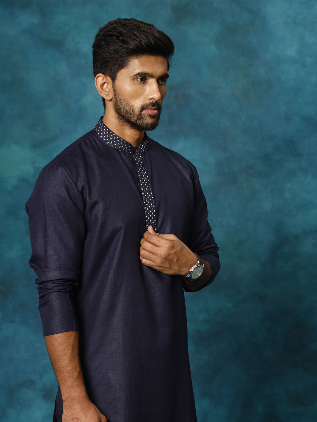 Men's Navy And Cream Cotton Blend Kurta Pyjama Set