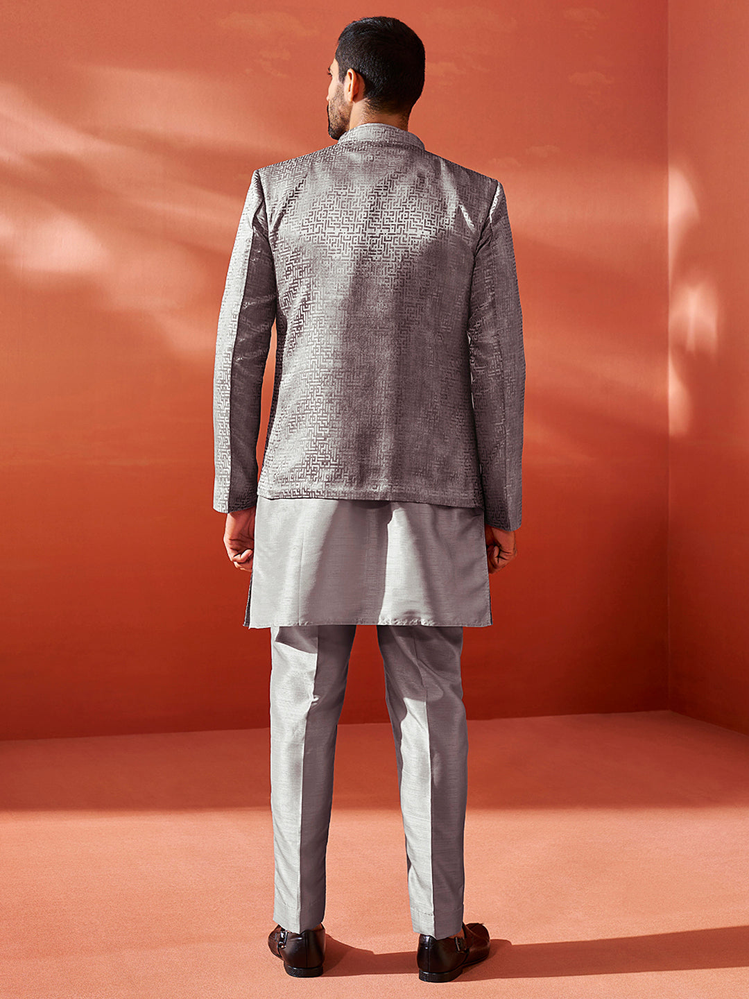 Men's Purple Silk Blend Jodhpuri,Kurta And Pyjama Set.