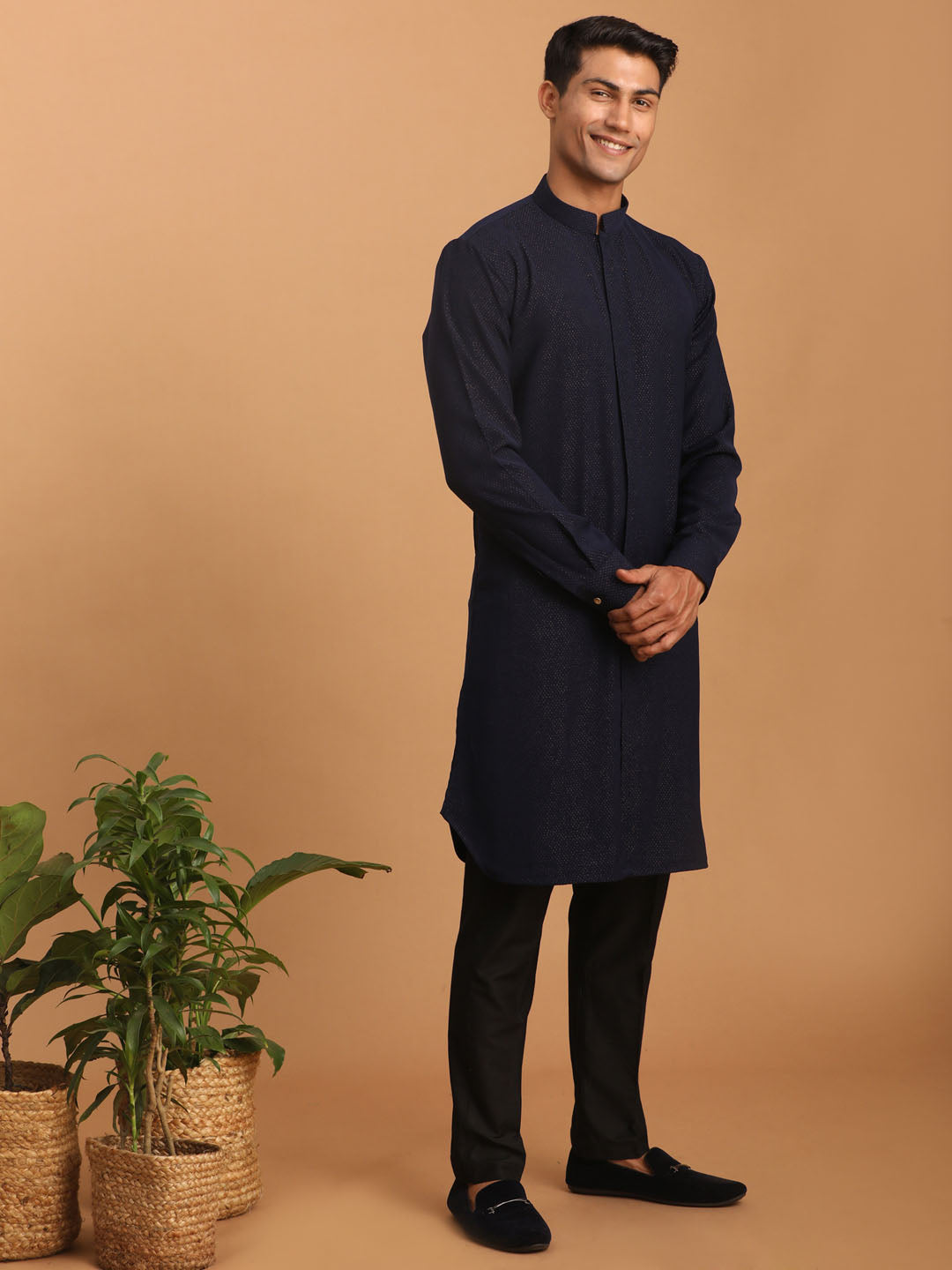 Men's Navy Blue Cotton Blend Kurta