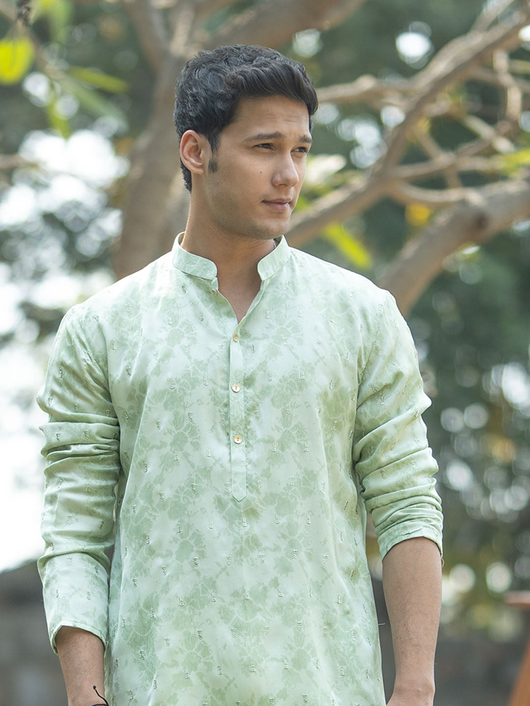 Men's Mint Green And Cream Silk Blend Kurta Pyjama Set