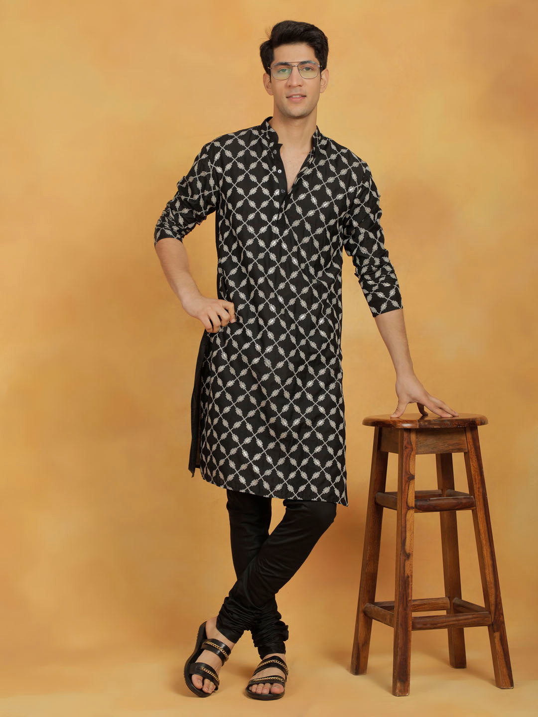 Men's Black Cotton Blend Kurta