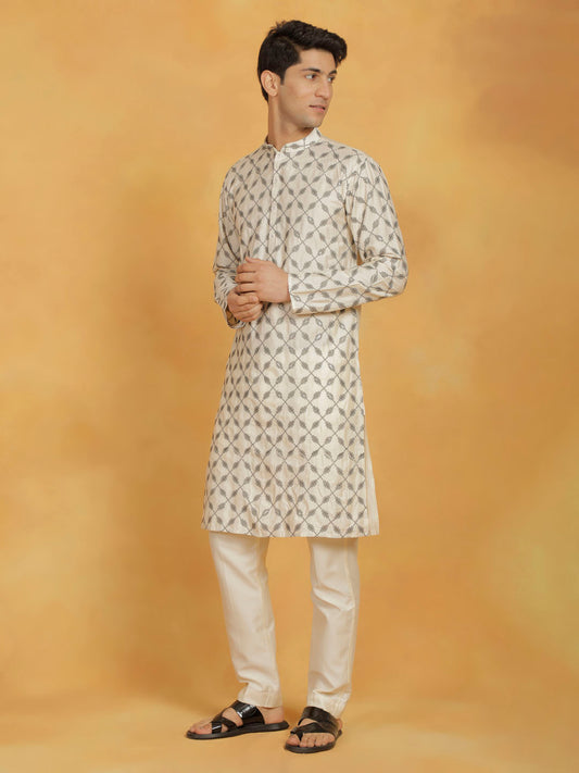 Men's Cream Cotton Blend Kurta And Pyjama Set