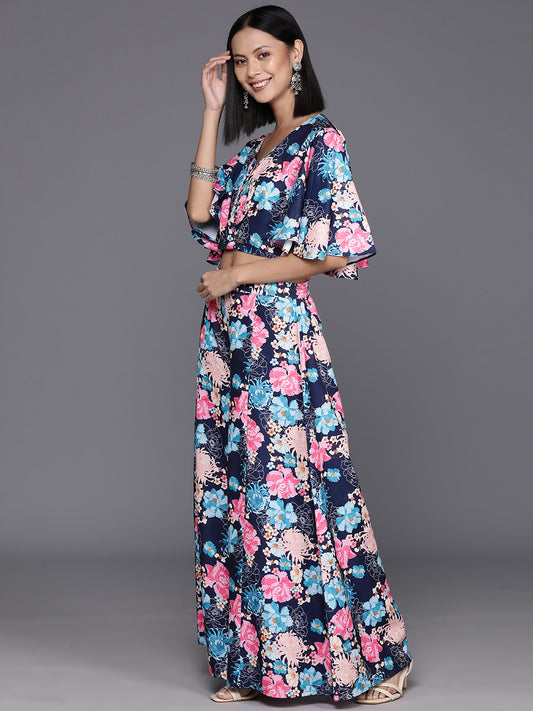 Women Blue Floral  Printed, Flared Sleeves, Front Open With Tie Up Details Crop Top Paired With Flared Bottom