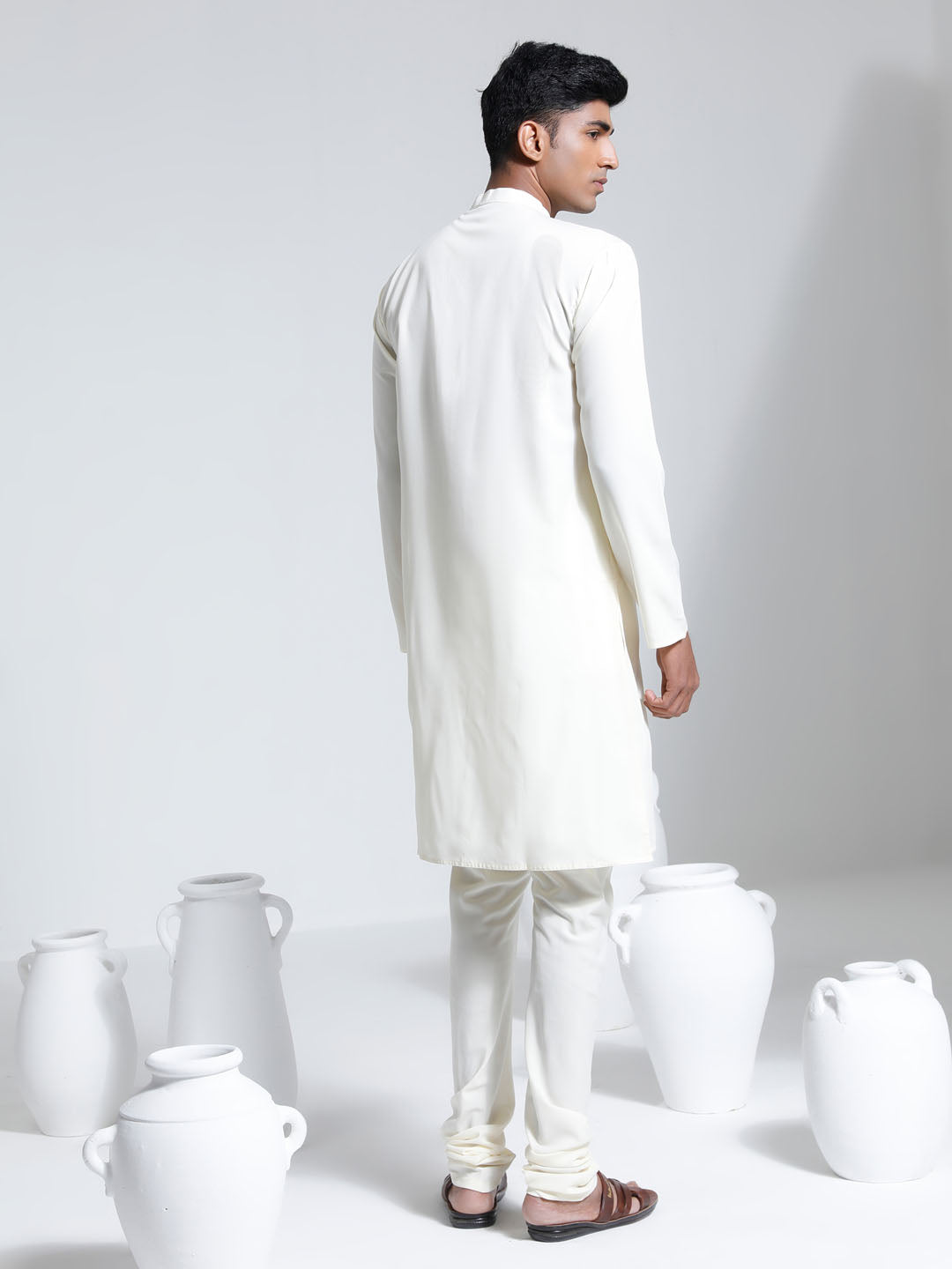 Men's Cream Crepe Kurta And Pyjama