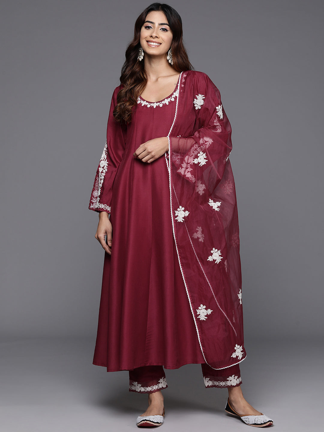 Women Thread Embroidered Round Neck With Full Sleeve Anarkali Kurta Paied With Tonal Bottom And Dupatta