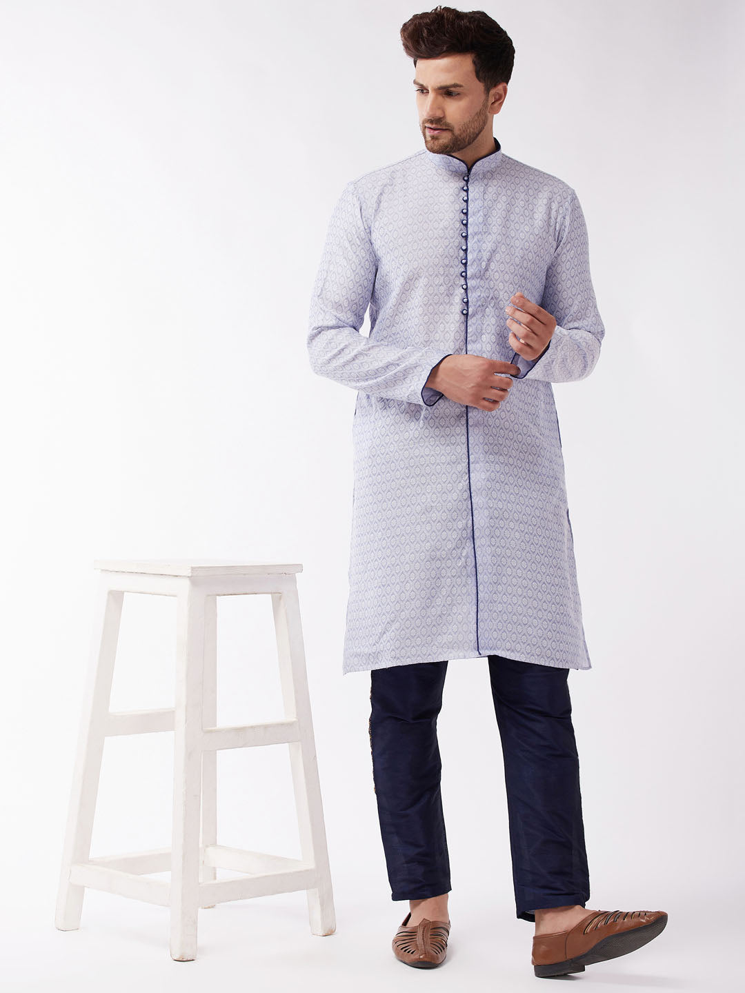 Men's Navy Blue Silk Blend Embroidered Pyjama