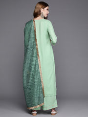 Kalini Women Green Kurta Set With Lace And Button Detailings