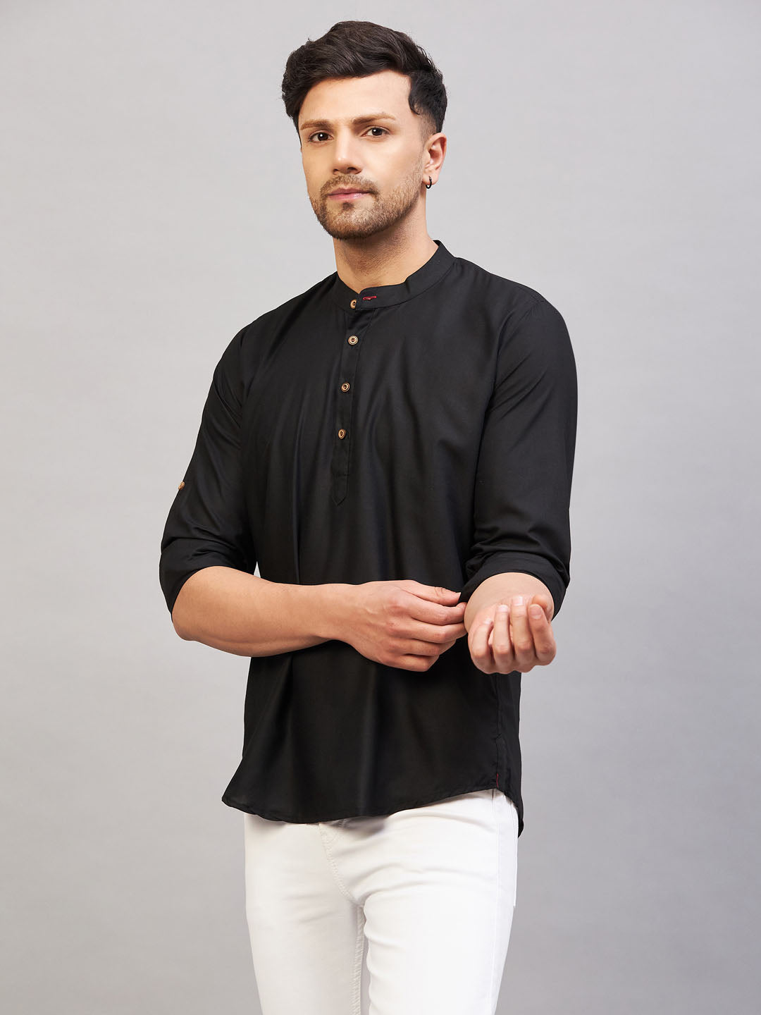 Men's Black Cotton Blend Kurta