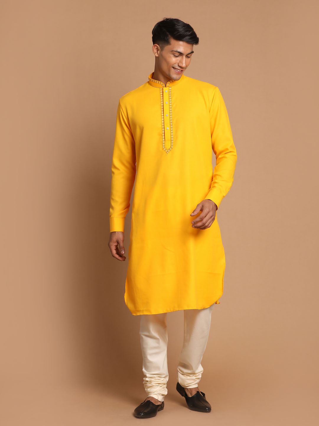 Men's Yellow And Cream Cotton Blend Kurta Pyjama Set