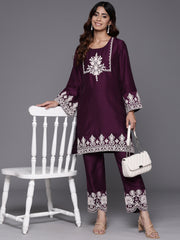 Women Violet Embroidered Short Straight Tunic With Embroidered Bottom