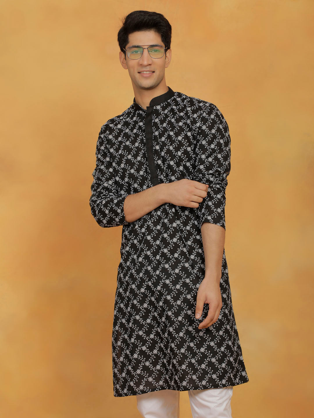 Men's Black And White Cotton Kurta And Pyjama Set