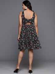 Varanga Women Black Floral Printed V-Neck Tiered Dress With Flared Hem