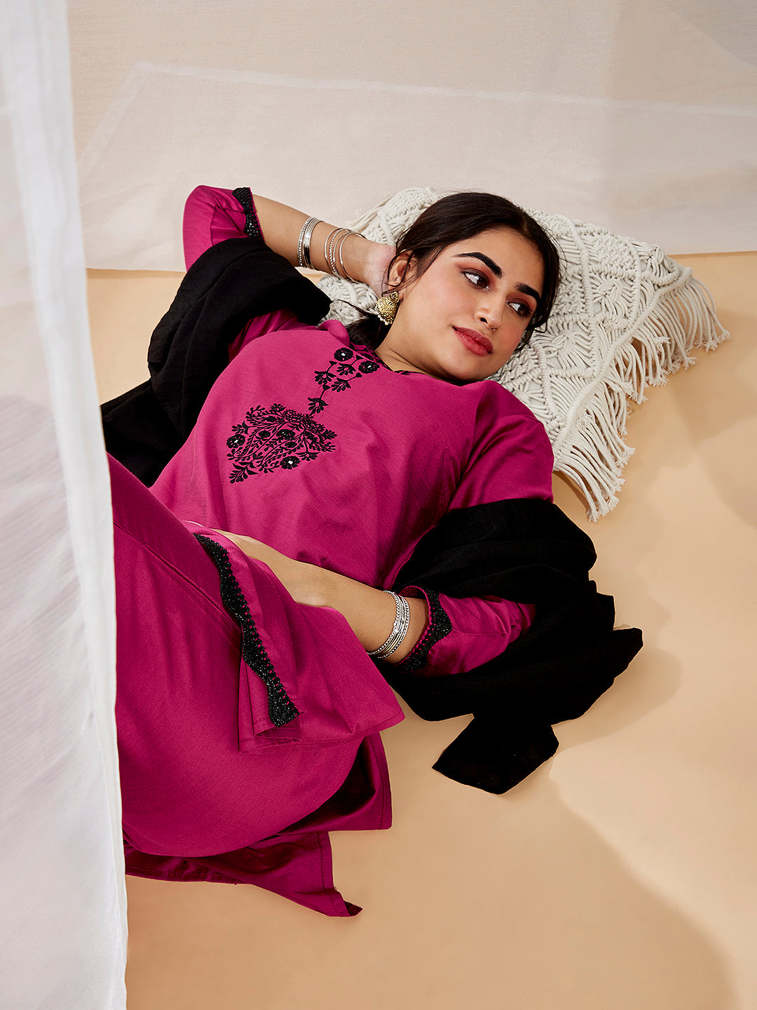 Women's Magenda Kurta Set