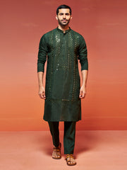 Men's Bottle Green Silk Blend Kurta And Pyjama Set.