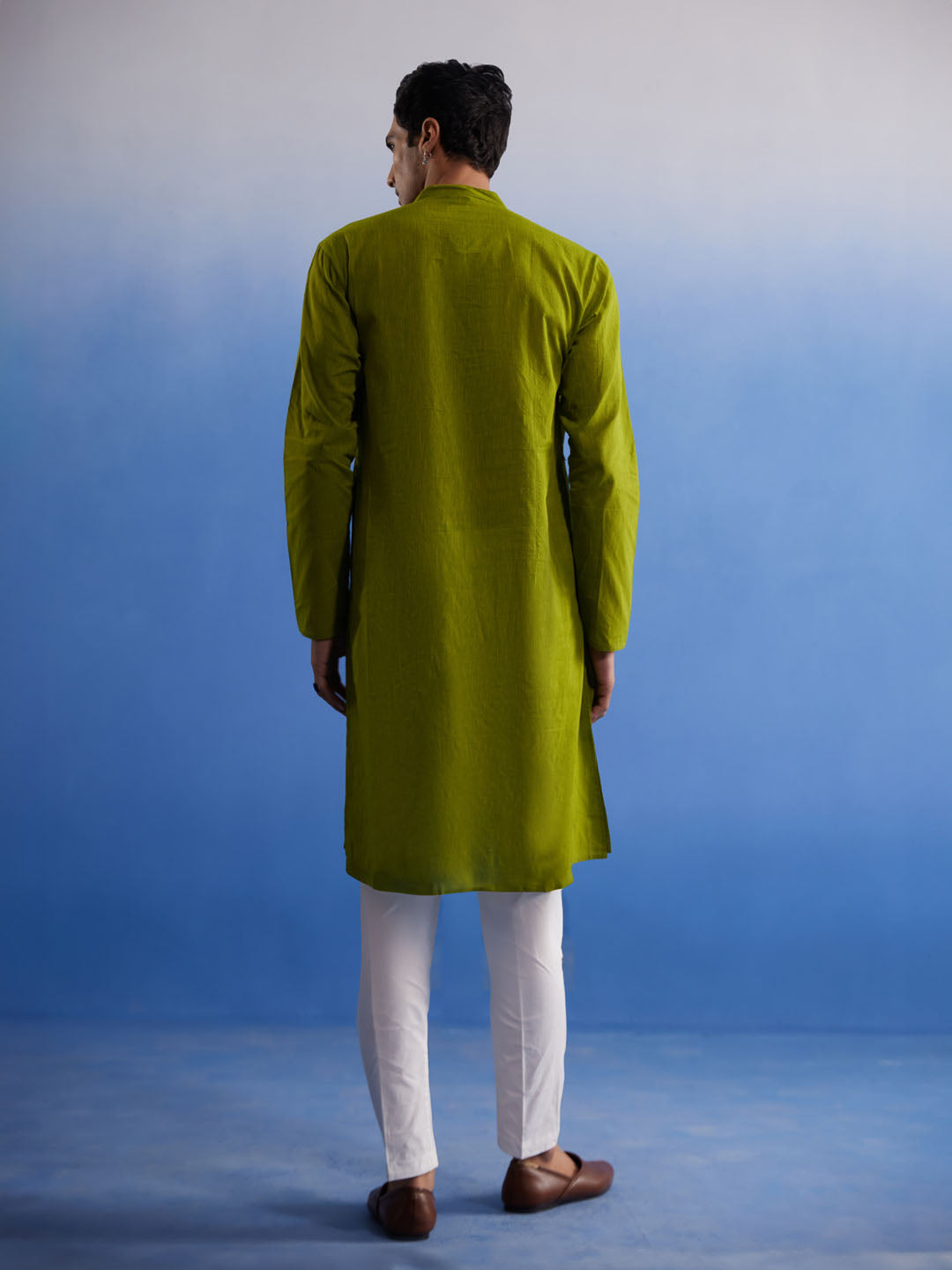 Men's Green And White Pure Cotton Kurta Pyjama Set