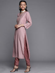 Women Mauve Thread Work Straight Kurta With Solid Trouser And Dupatta Set