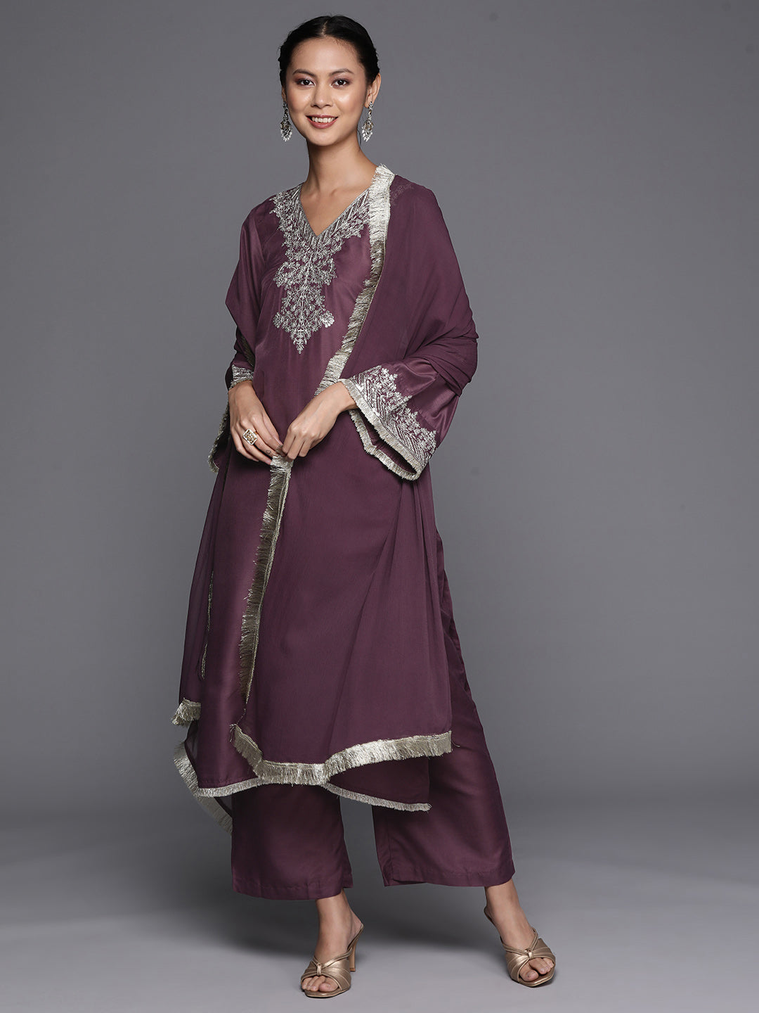 mauve V-neck yoke embroidered straight kurta with fringes hem paired with tonal bottom and tonal dupatta with fringes