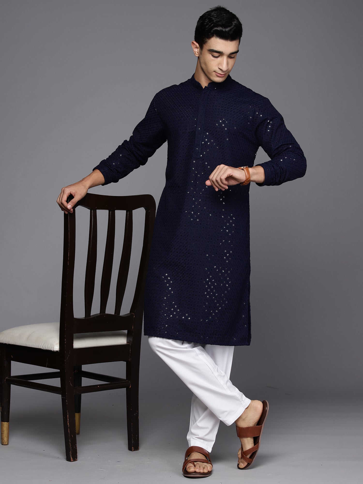 Men Navy Blue Floral Cotton Embroidered Straight Kurtas