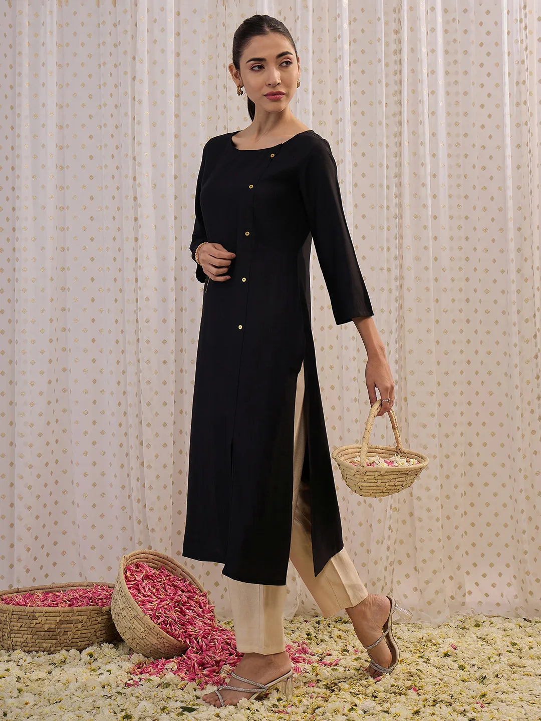 Black Solid Straight Kurtas