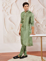 VASTRAMAY Men's Green Tissue Silk Kurta Pyjama Set