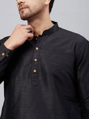 VM Men's Black And Black Cotton Blend Kurta Pyjama Set